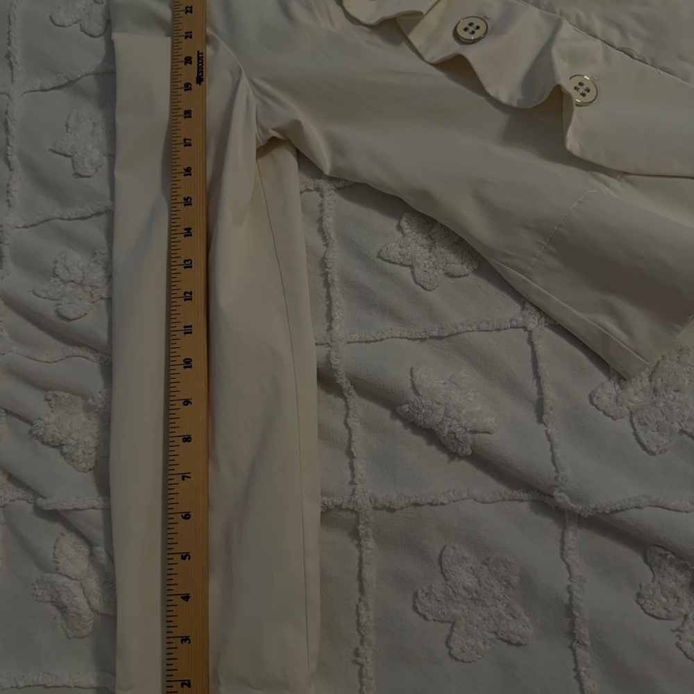For Cynthia Cream Ruffled Blazer - Picture 8 of 9